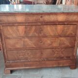 Old 4 drawer chest of drawers with marble top