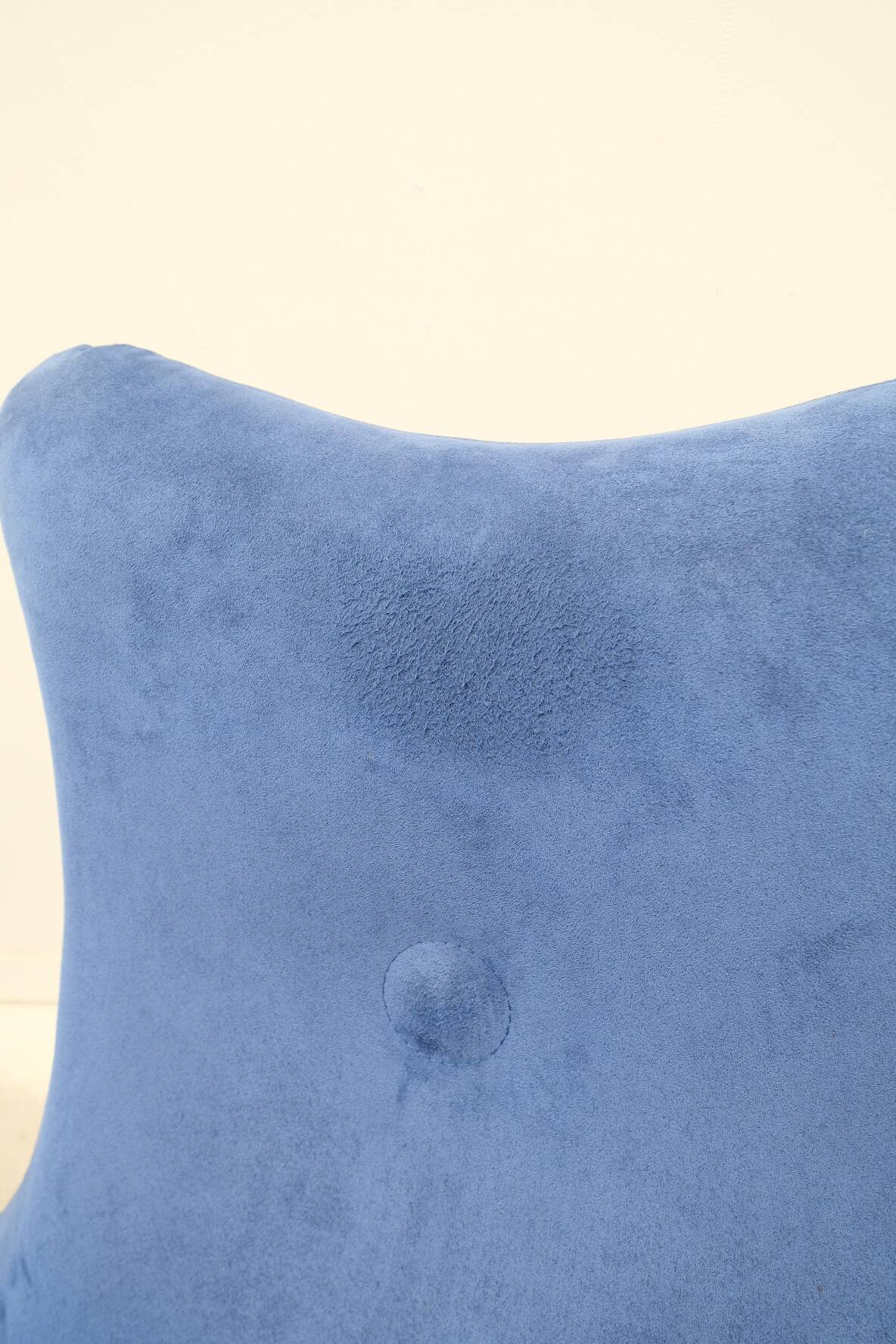 Pair of "Balou" armchairs by Jane Worthington for Leolux in leather, 1980