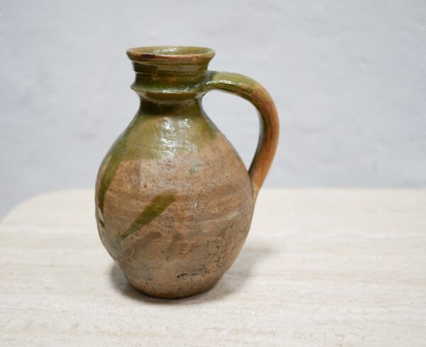 Jarre ancienne en terre cuite vernissée