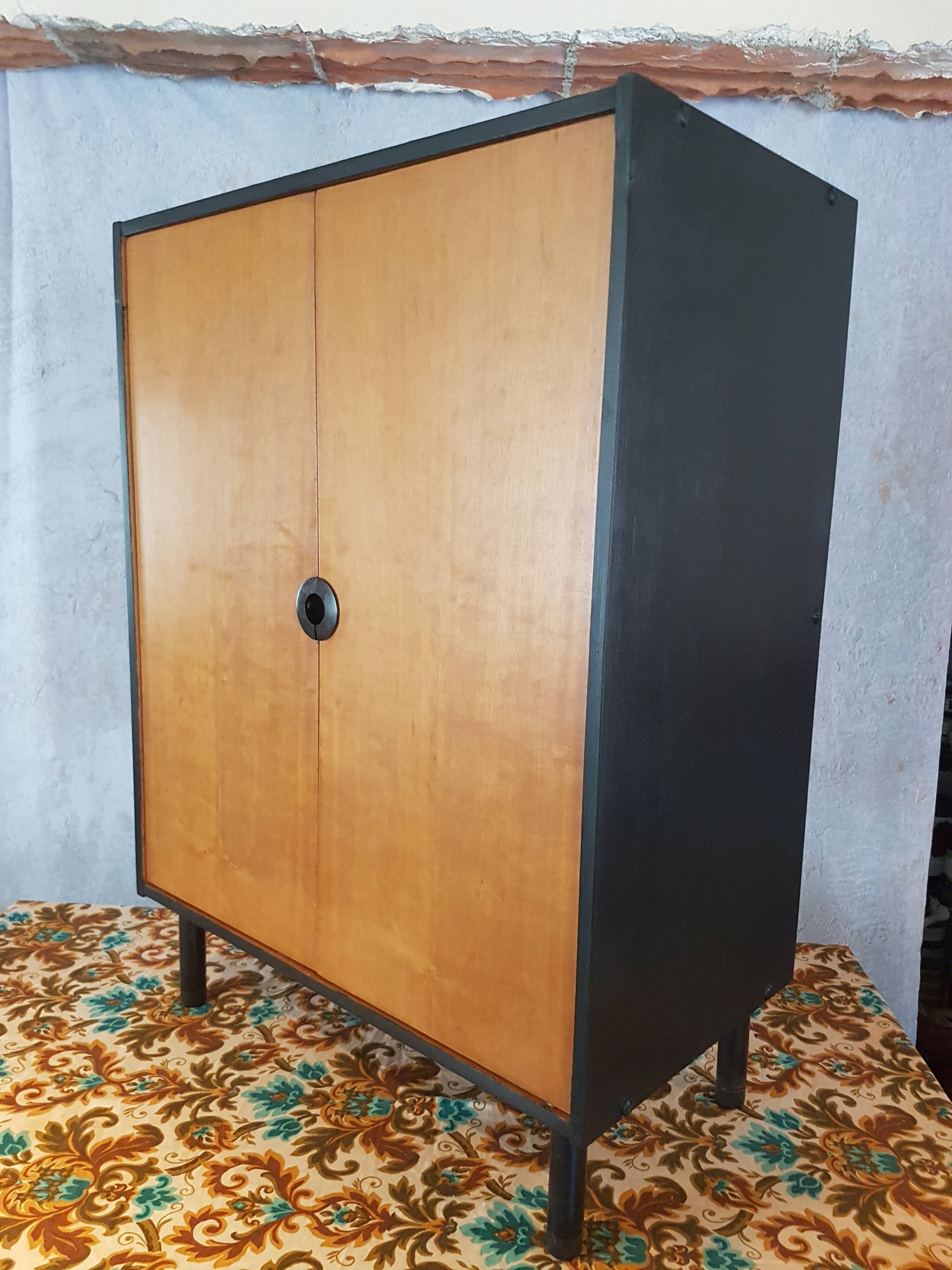 Shoe cabinet svandinave style