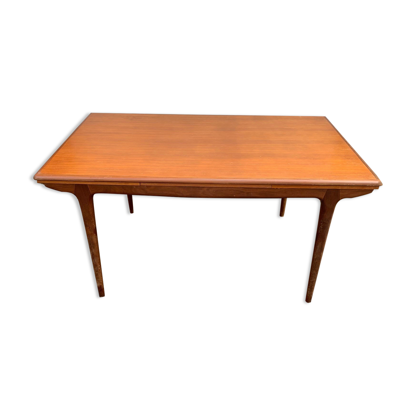 Extendable vintage scandinavian dining table
