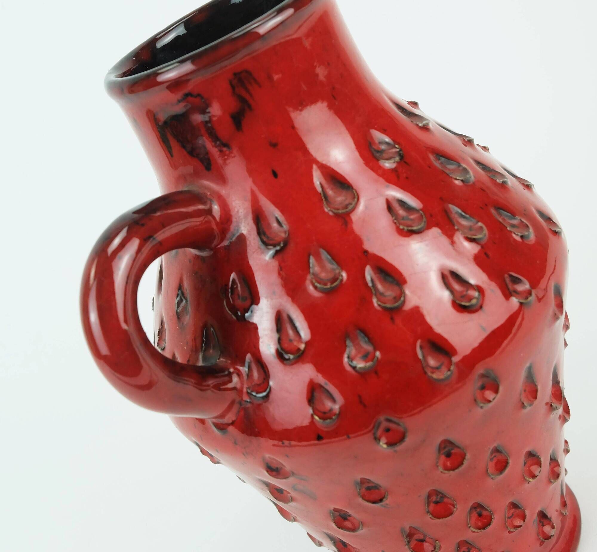 Italian mid century vase fratelli fanciullacci strawberry sgraffito decor 1960s 1970s