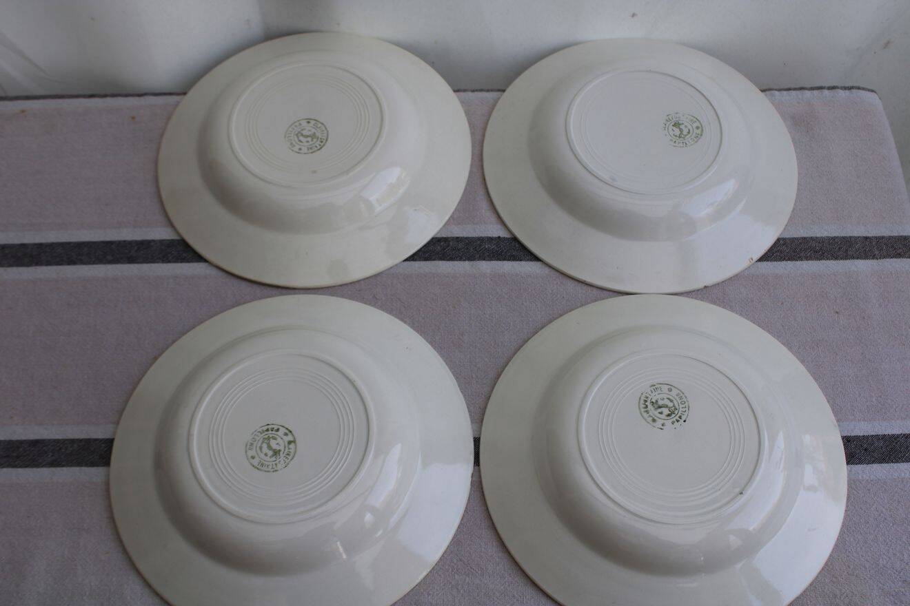 set of 8 ceramic plates "butterflies"