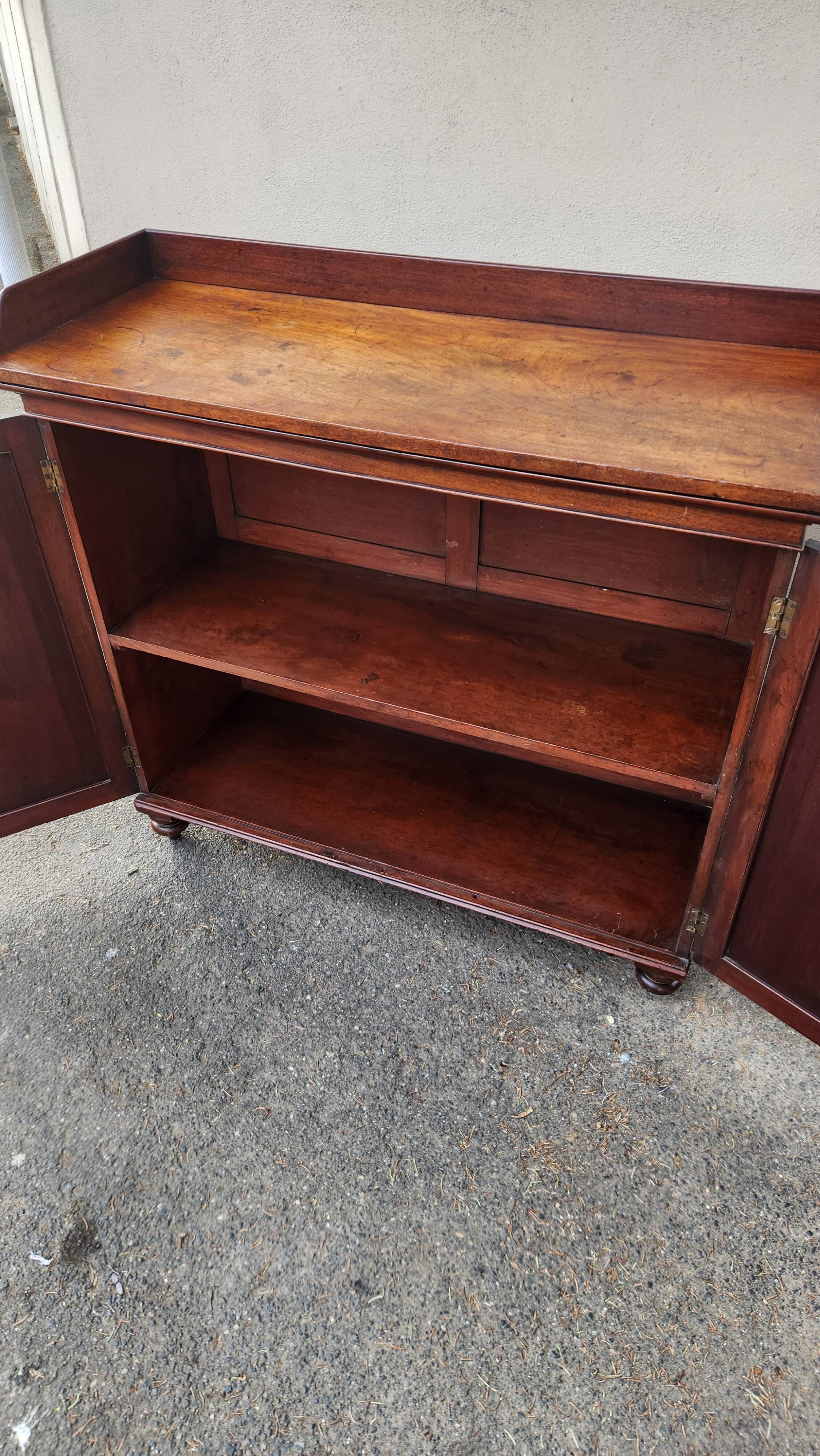Buffet bas ancien Style Empire/Restauration | Selency