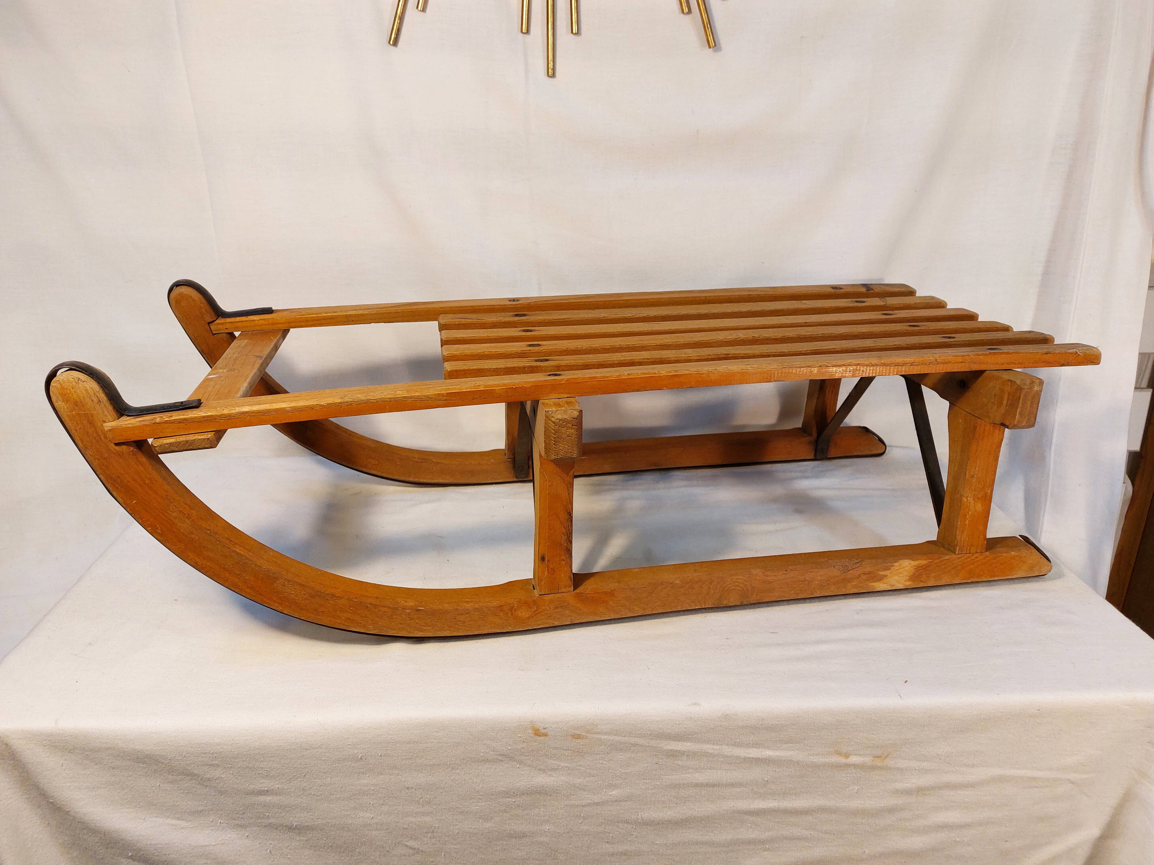 Vintage wooden and metal sled - 75 cm