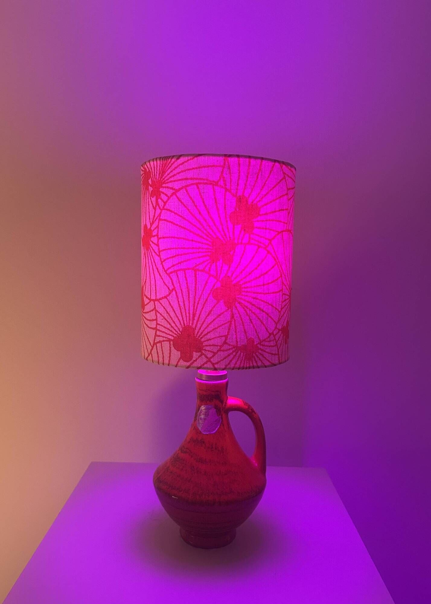 Small accent lamp by Bay Keramik – cordless with Japanese lotus fabric.