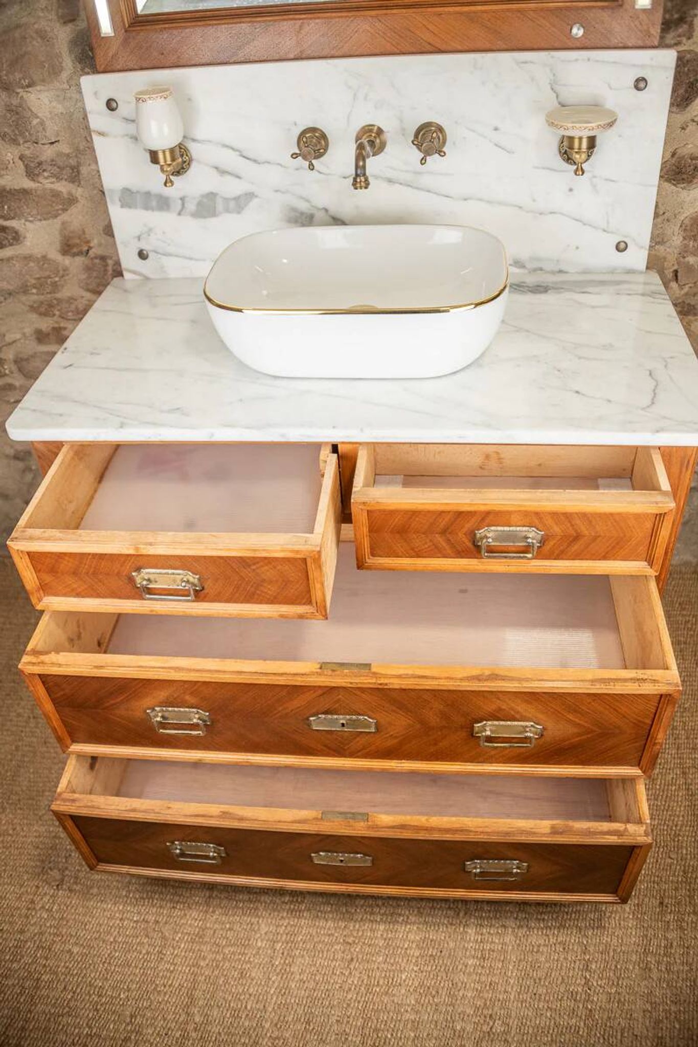 Antique washbasin cabinet from 1928 in wood and marble with illuminating mirror.