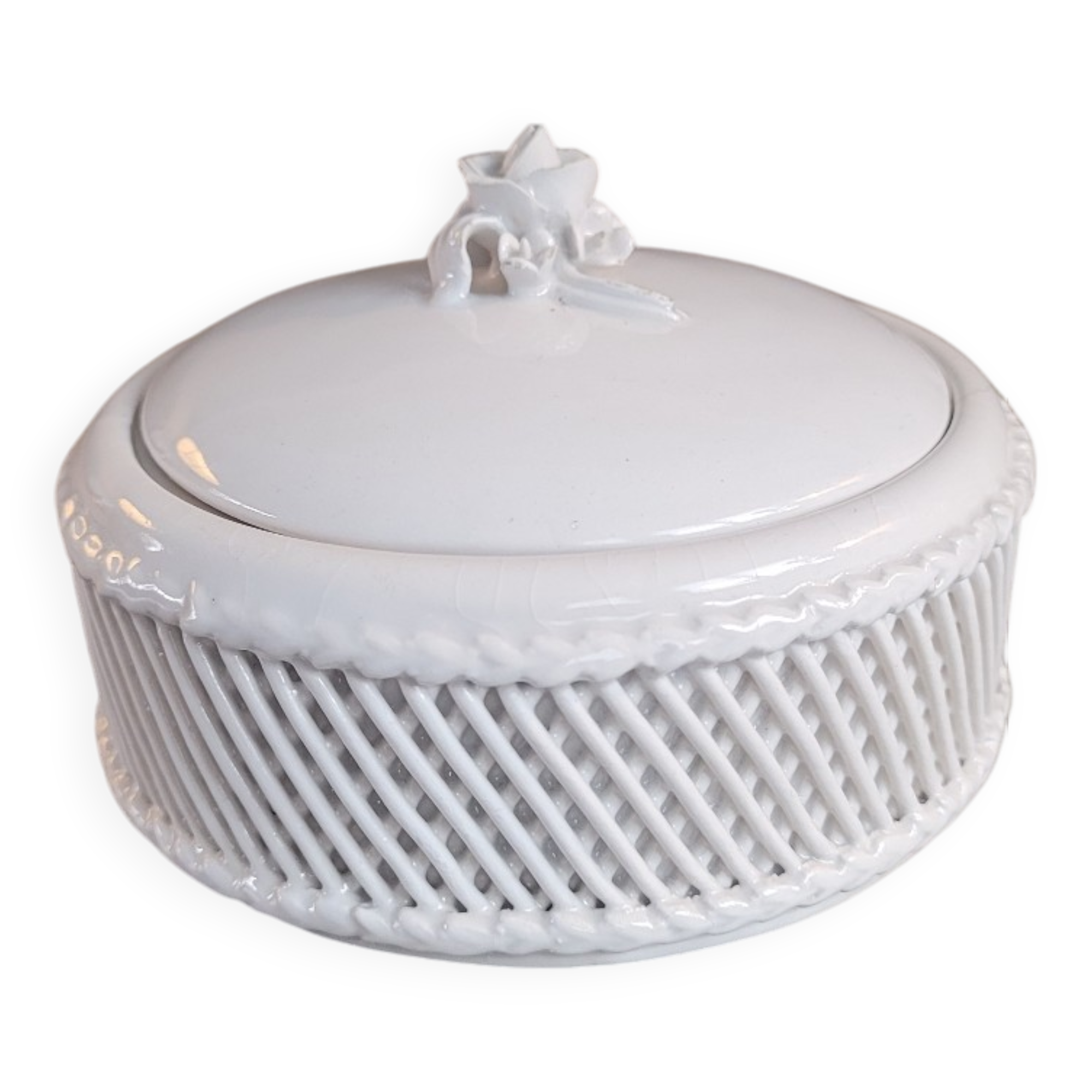Boîte, bonbonnière en porcelaine