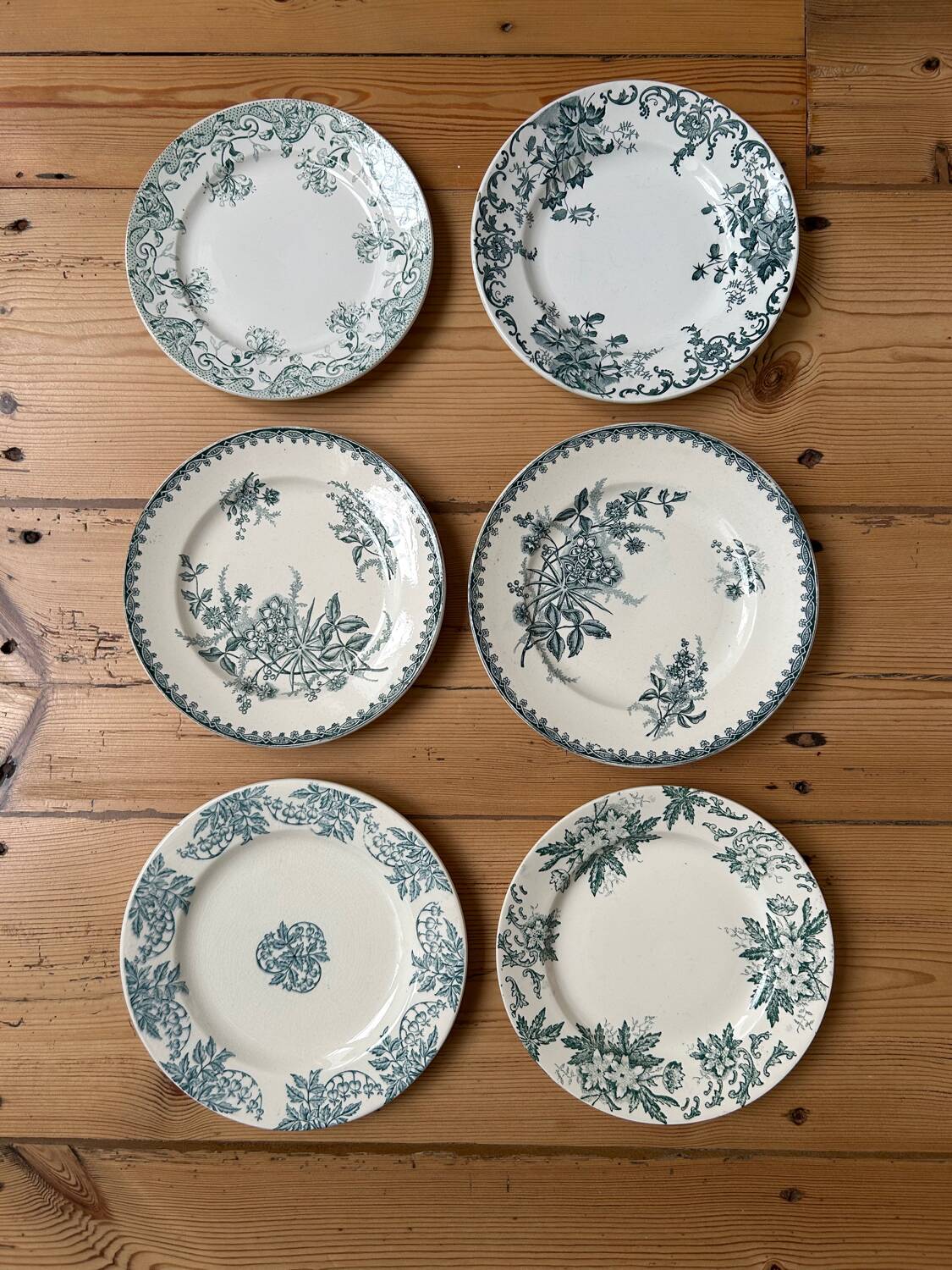 Set of 6 mismatched antique dinner plates