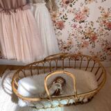 Rattan bassinet
