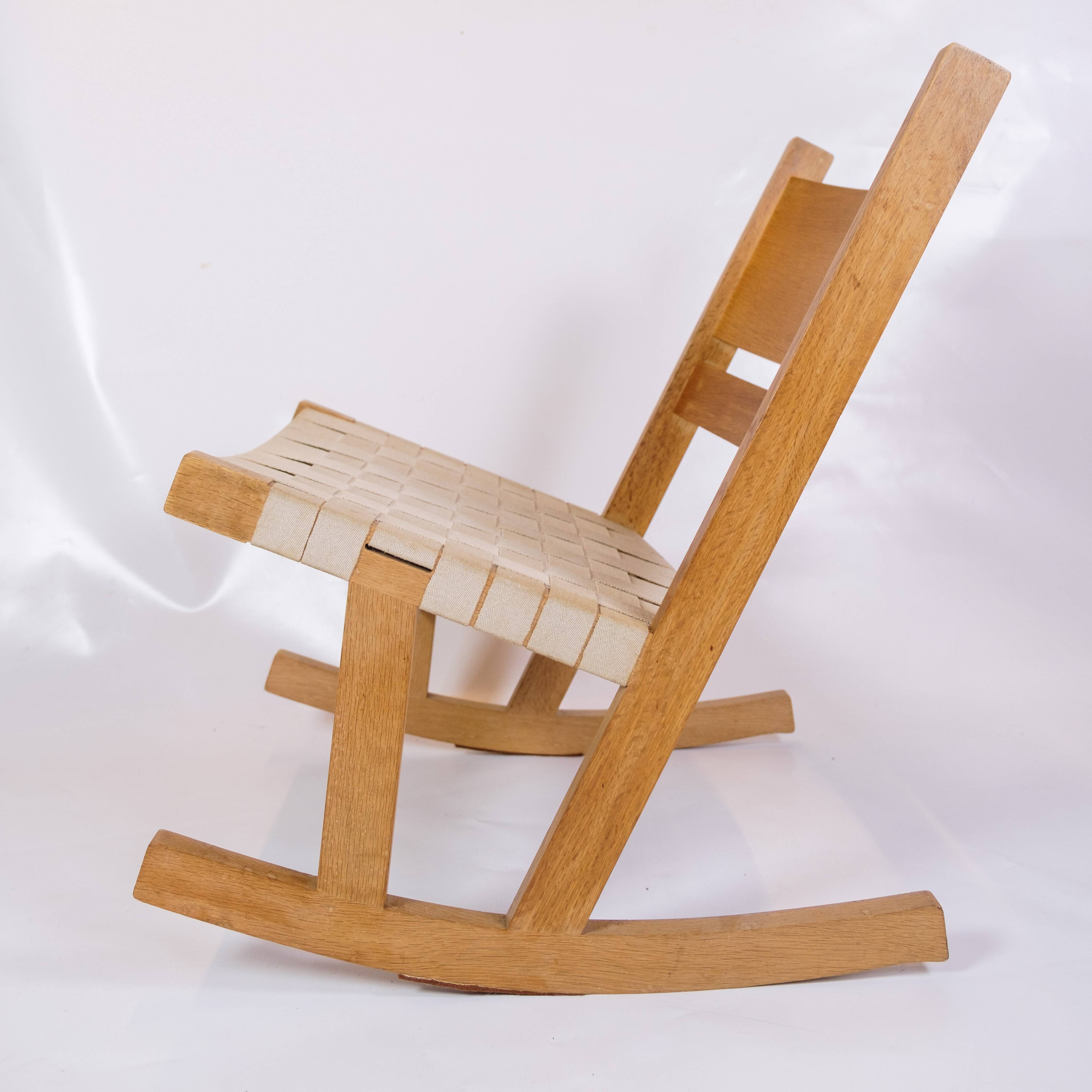 Rocking Chair Model GE674 Made In Olied Oak By Hans J. Wegner For Getama