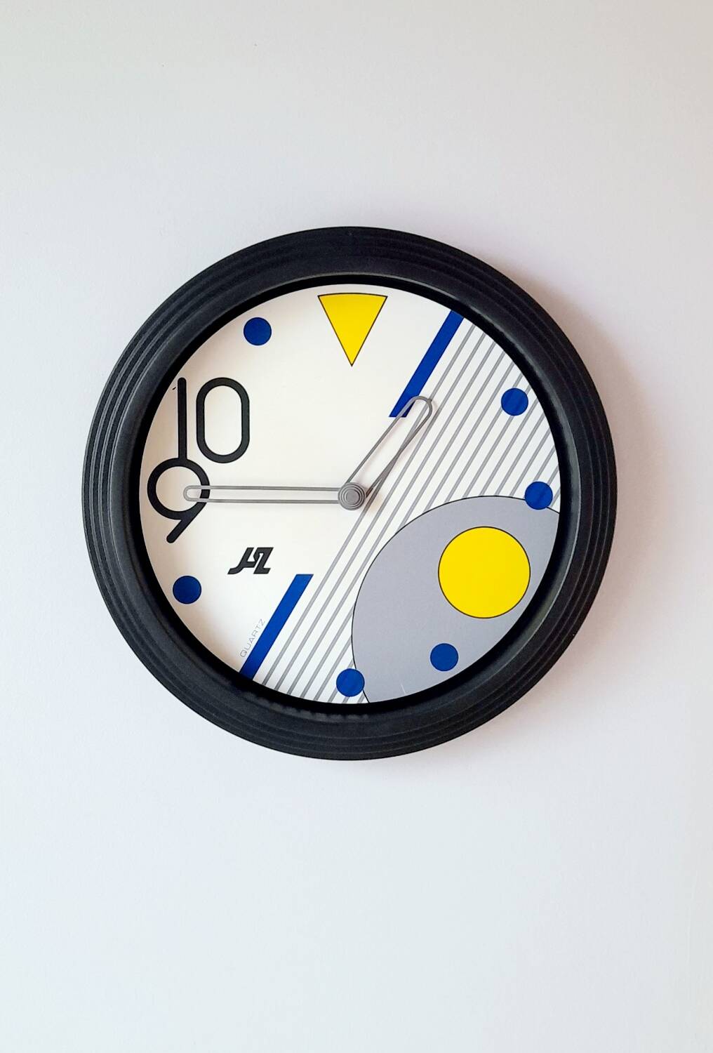 Horloge post moderne Albert Leclerc