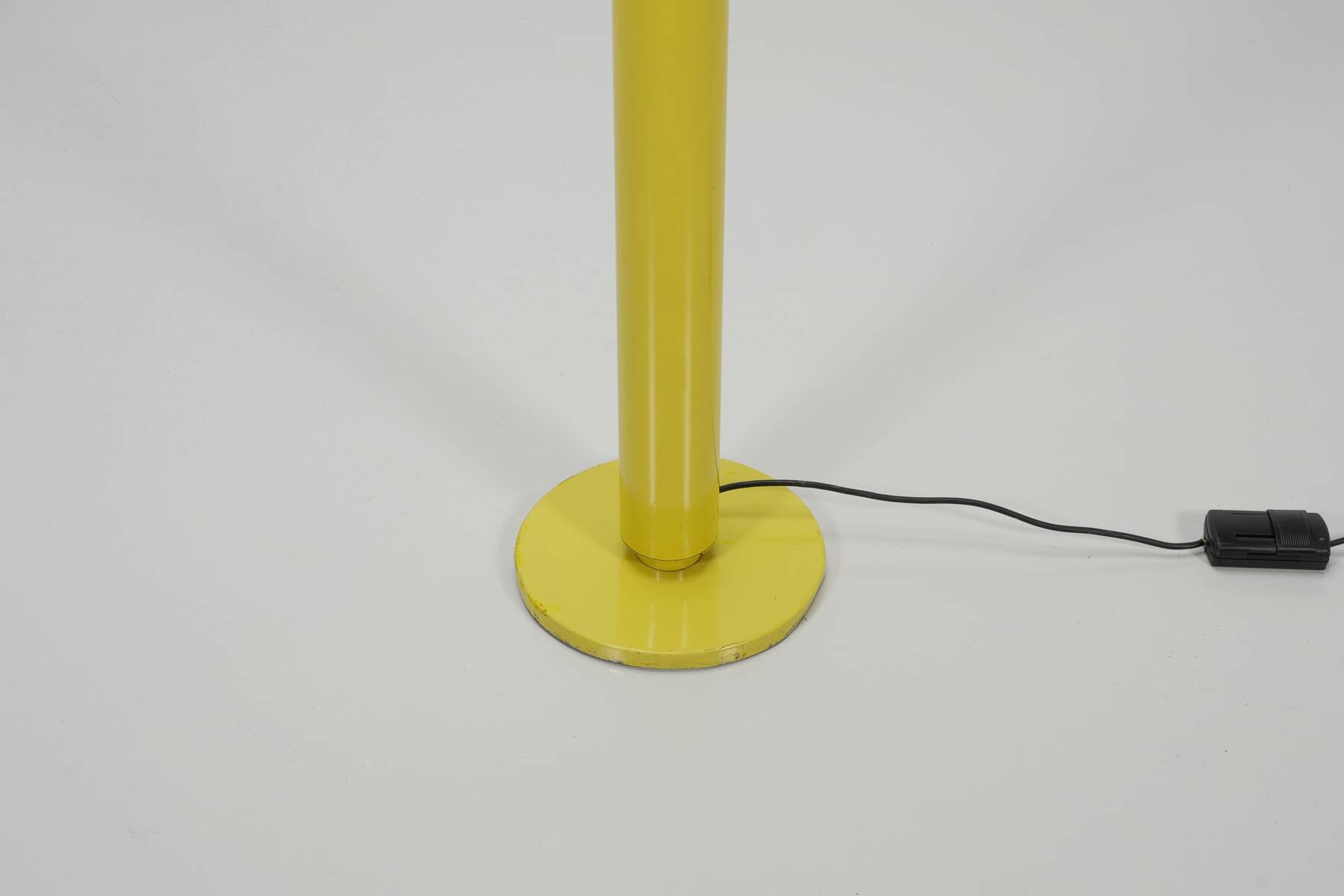 Italian metal floor lamp circa 1980 post Memphis
