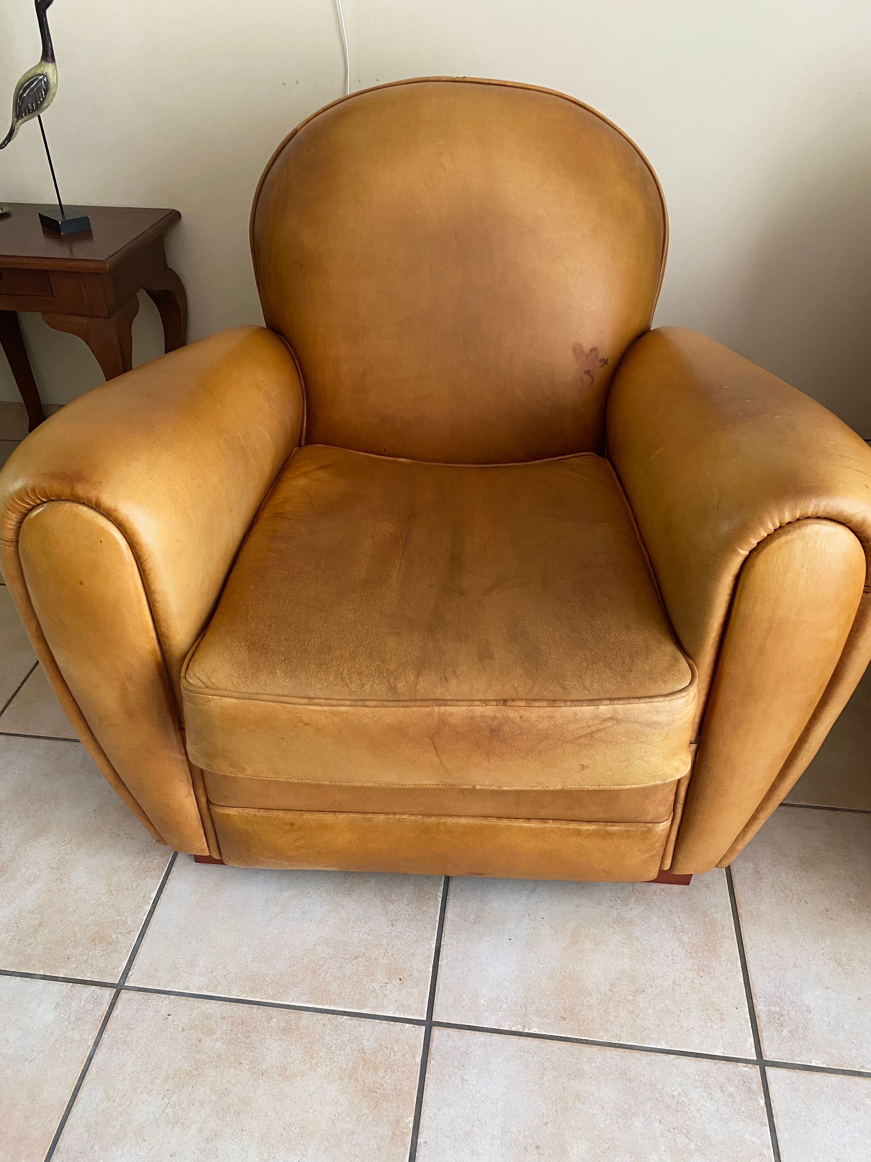 Leather club armchair