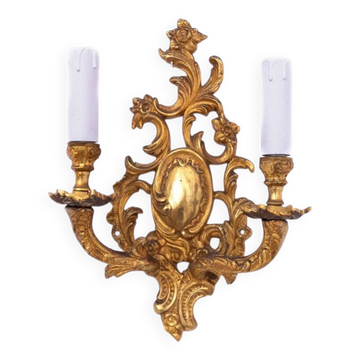 Brass wall lamp from the 1920s, France.