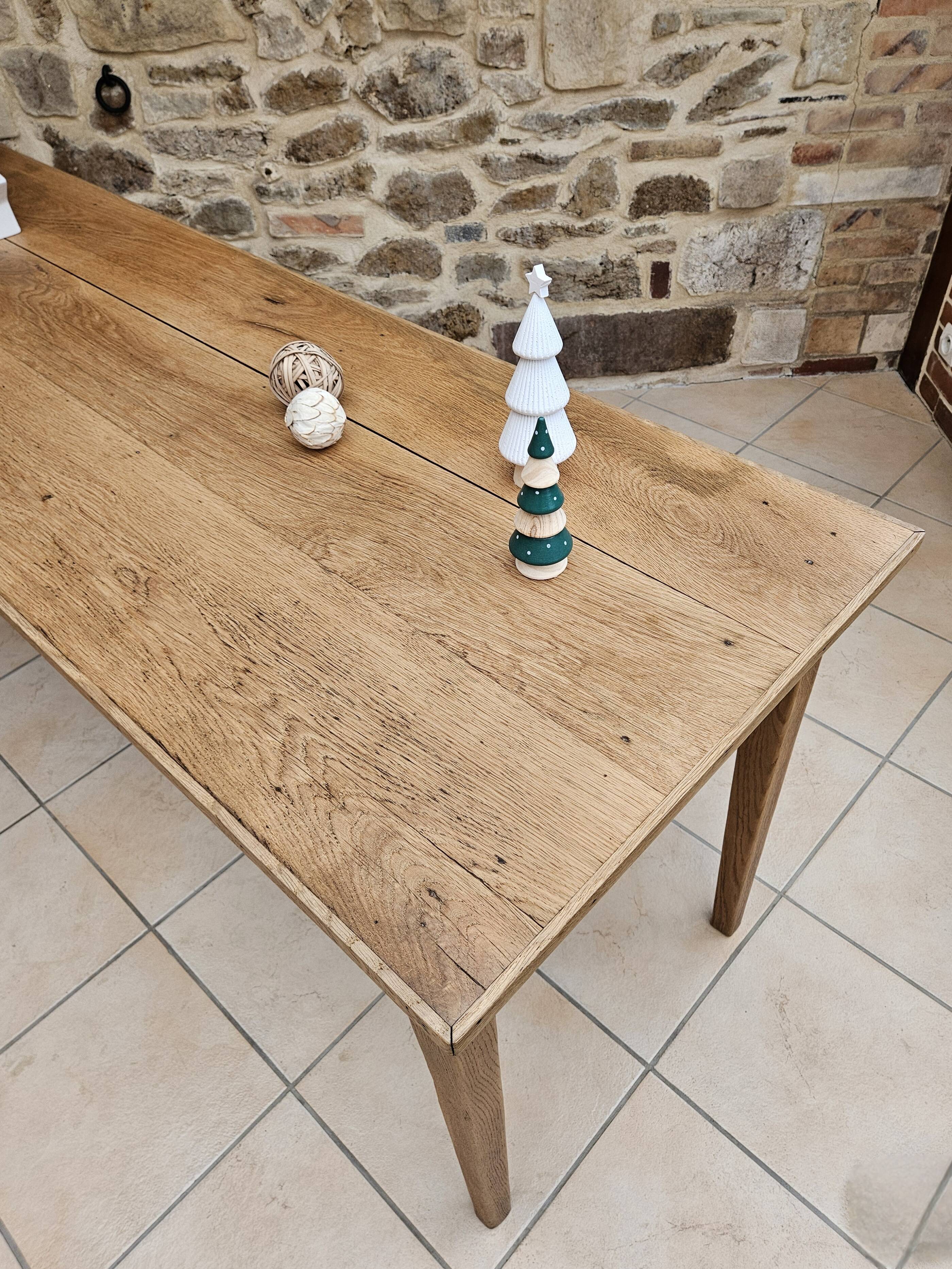 Farm table