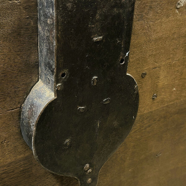 Malle de voyage baroque allemande du XVIIIe siècle – datée de 1737 – avec incrustations d'ébène