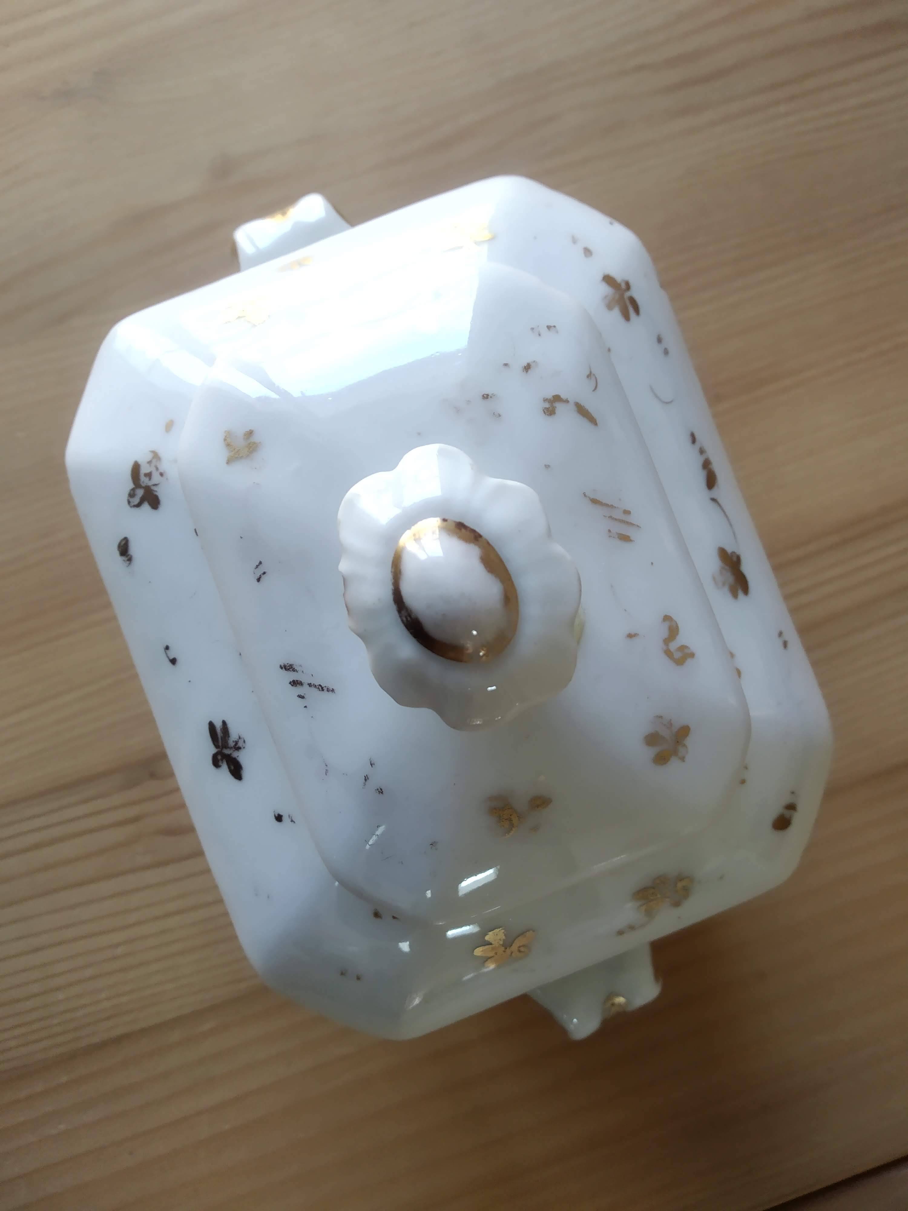 Coffee cups and sugar bowl, Old Paris Empire porcelain, Vve BARES