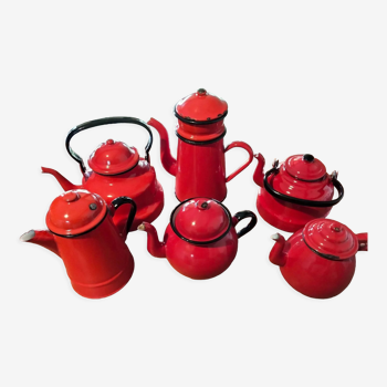 Set of 6 red glazed teapots