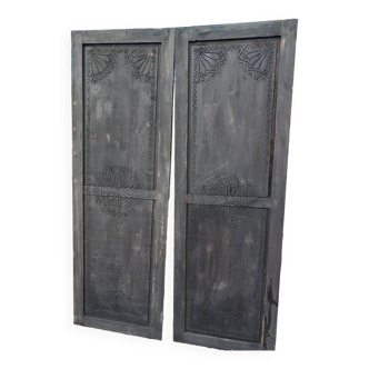 Set of 2 carved wooden panels/doors + 1 to restore