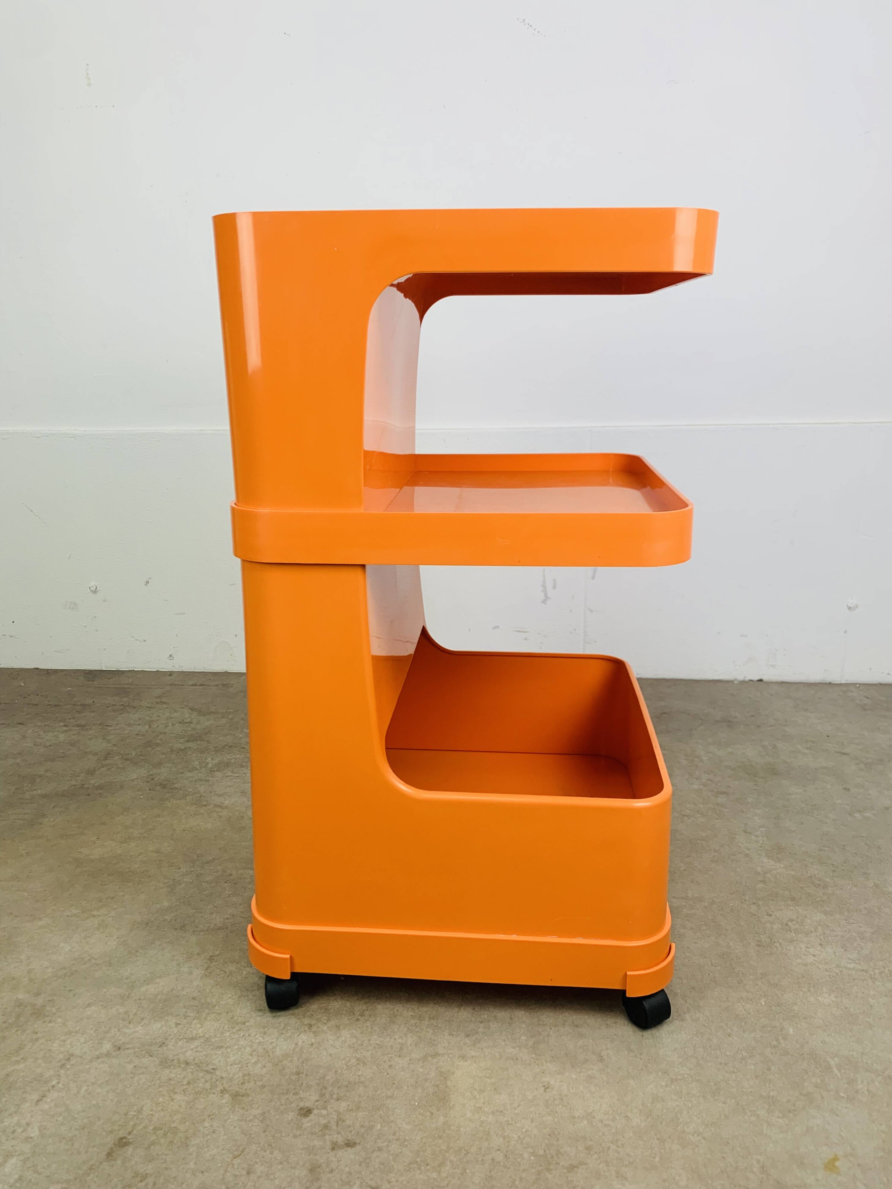 Flair dessert for Prisunic in orange plastic, seventies.