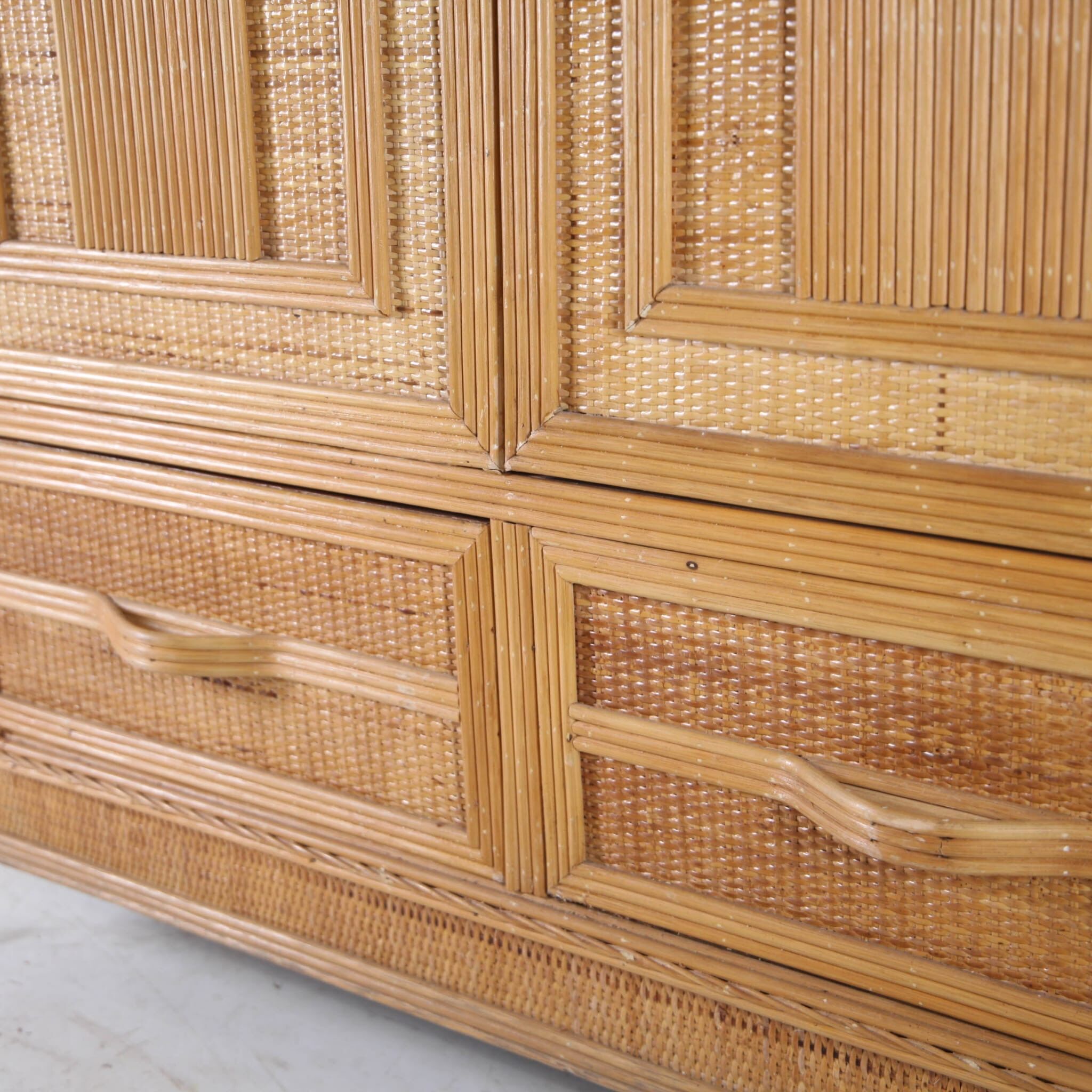 Wardrobe in rattan and raffia