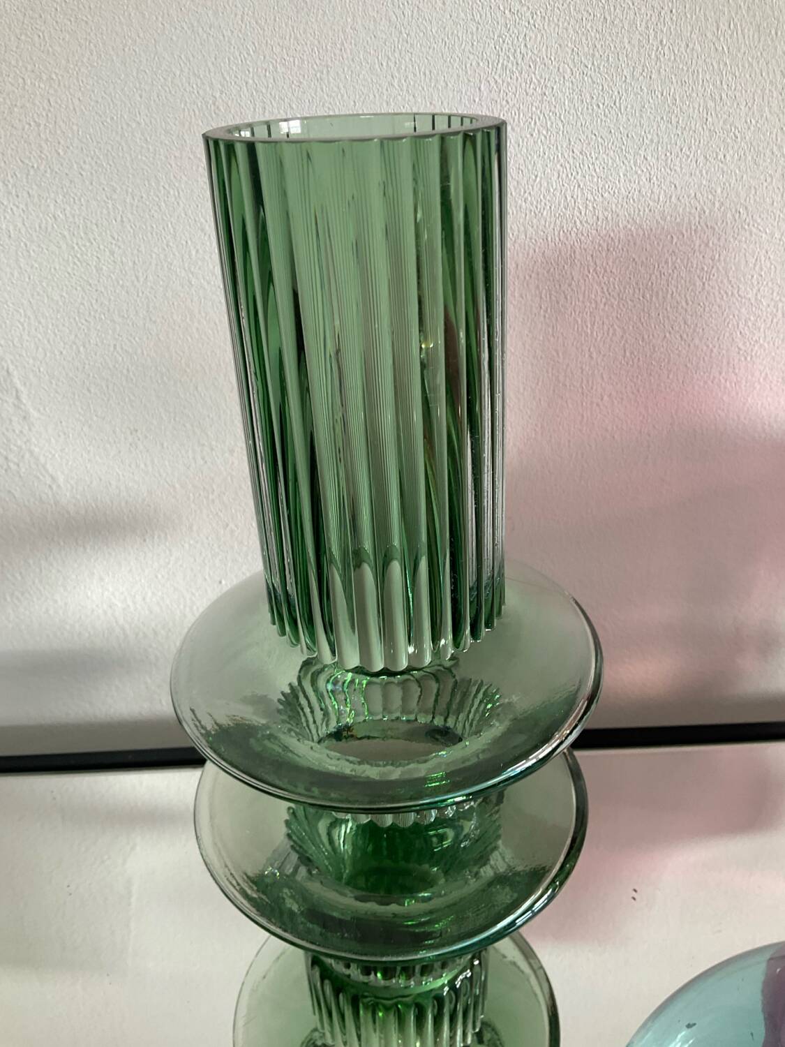 Série de 4 vases vintage en verre coloré