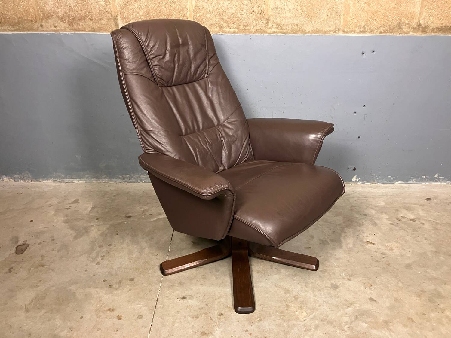 Vintage swivel armchair wood leather Hjort Knudsen