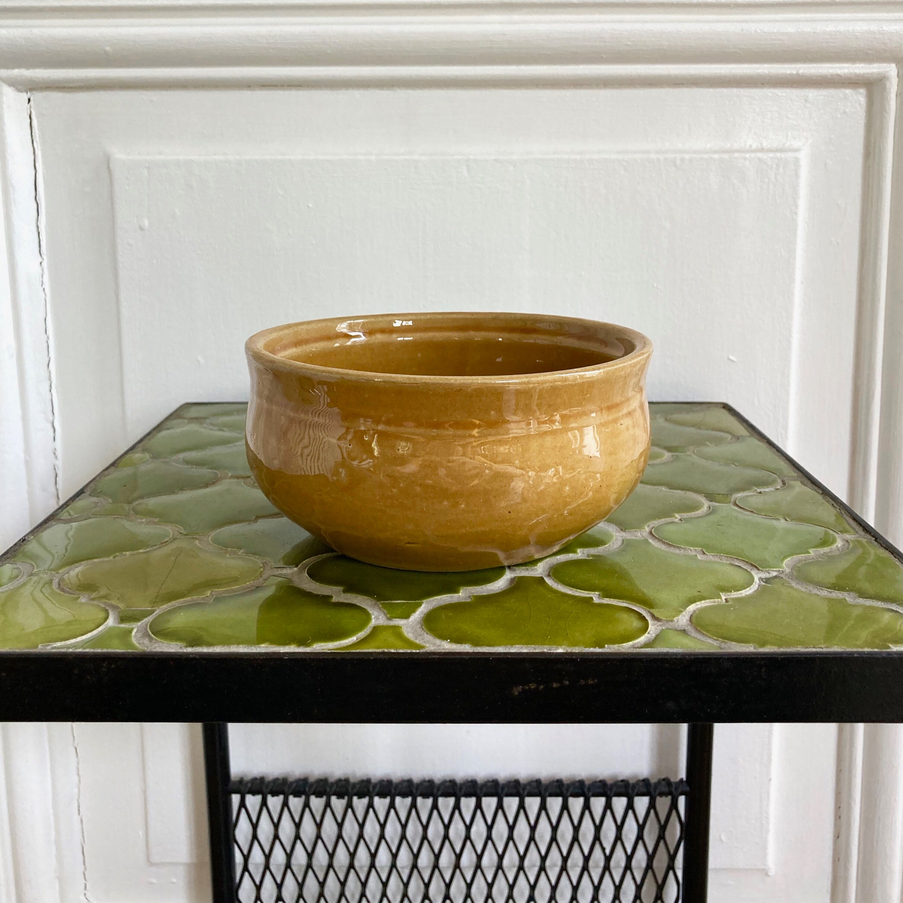 Enamelled stoneware cup bowl