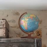 Vintage globe Gérard and Barrère