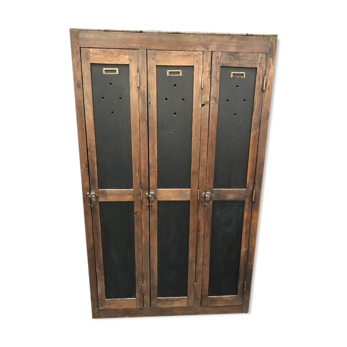 Former dressing room of wood factory