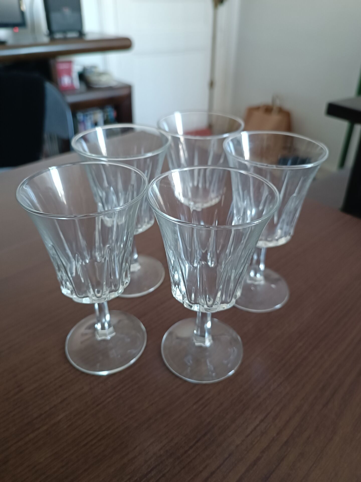 Lot de 5 verres à pied