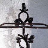 Enamelled cast iron umbrella stand