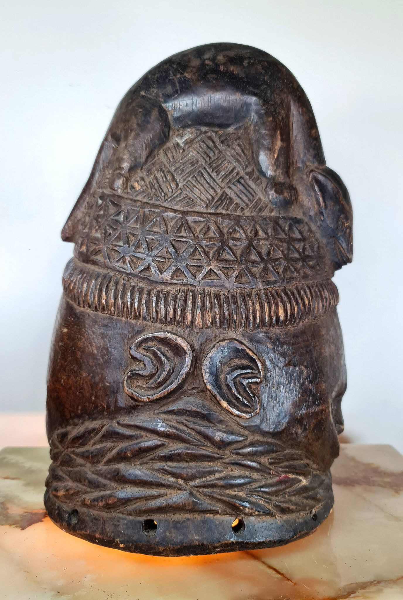 Hemba Helmet, Suku