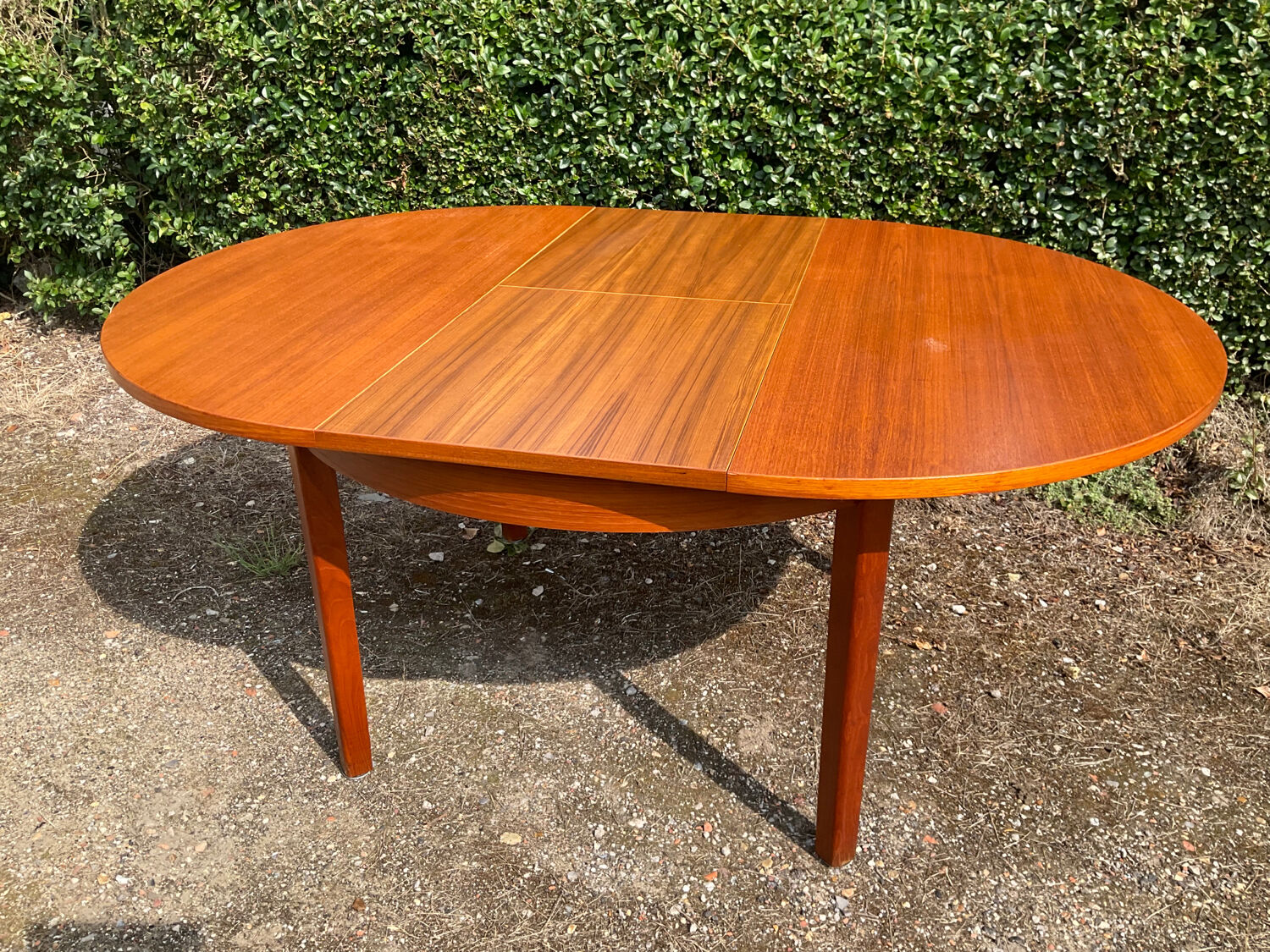 Scandinavian extending table from the 60s and 70s