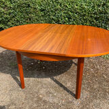 Scandinavian extending table from the 60s and 70s