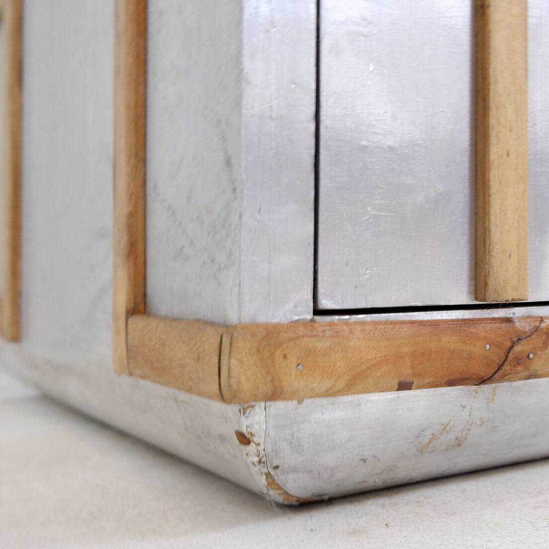 Aluminum chest of drawers - "Trunk"