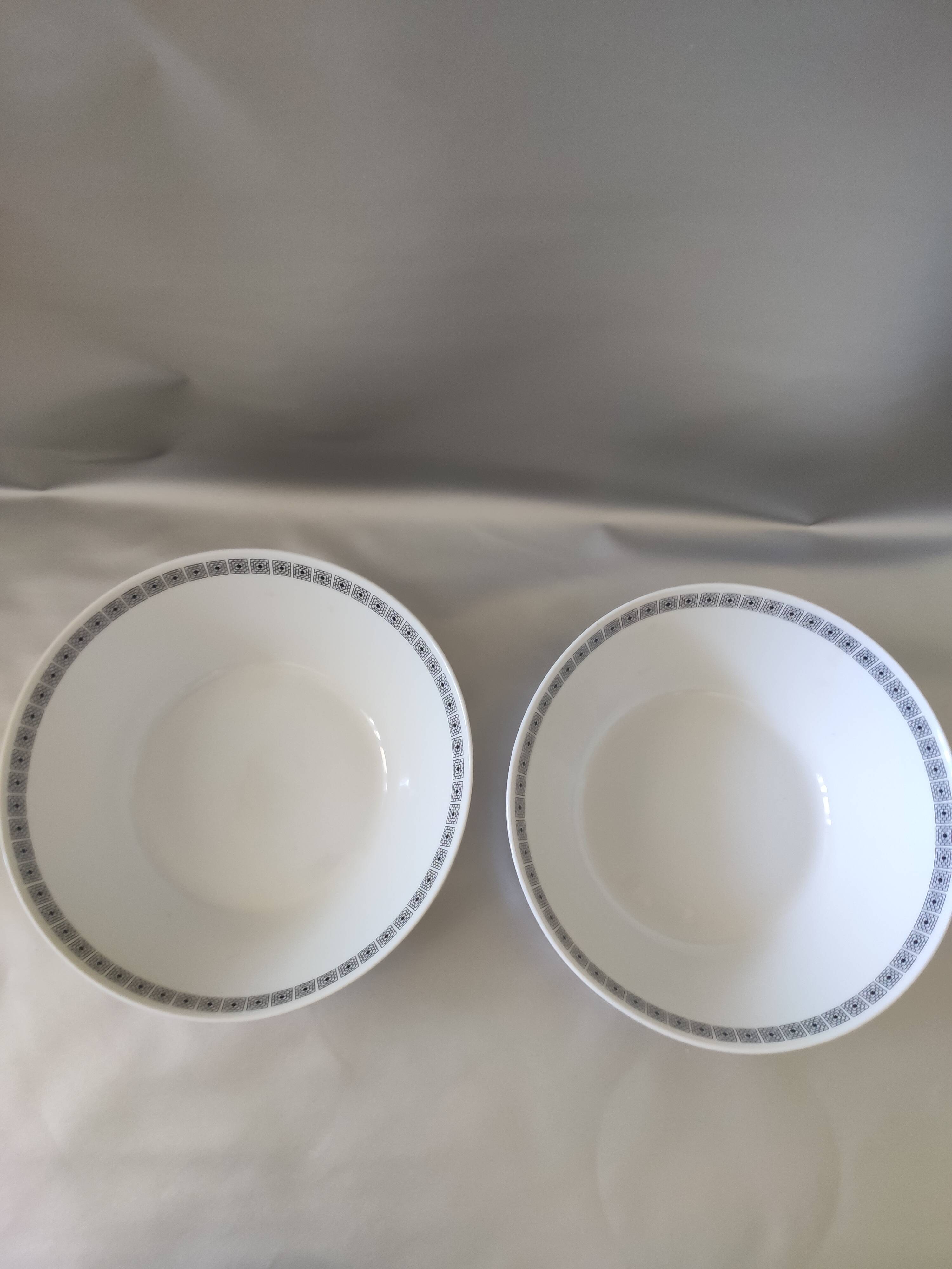 Service de table, Néfertiti Tchécoslovaquie