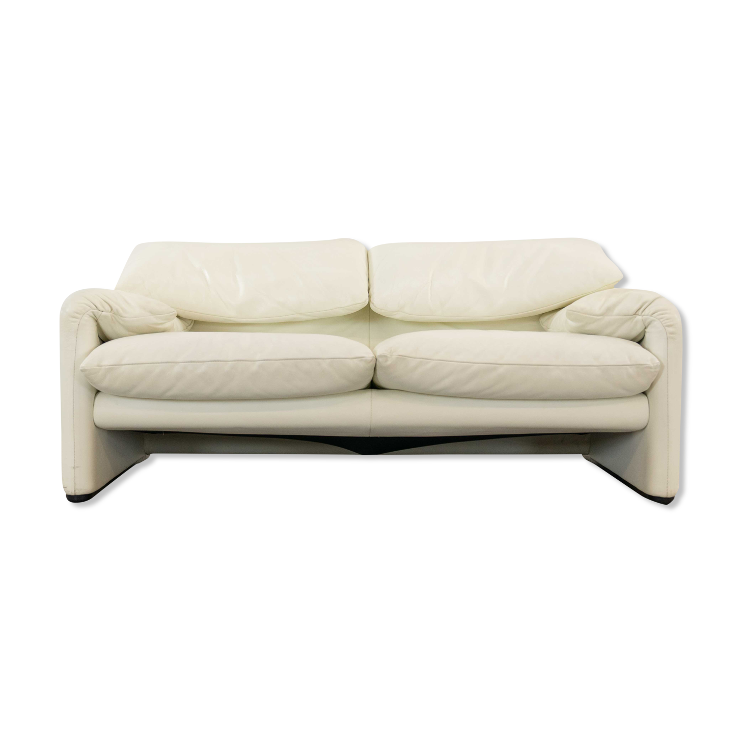 Maralunga 2-seater sofa in white leather by Vico Magistretti for Cassina