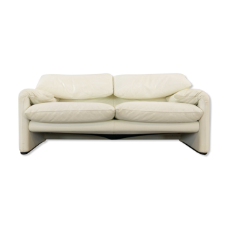 Maralunga 2-seater sofa in white leather by Vico Magistretti for Cassina