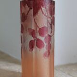 Legras quadrilobed vase from the "ruby" series in glass (1900 - 1910)