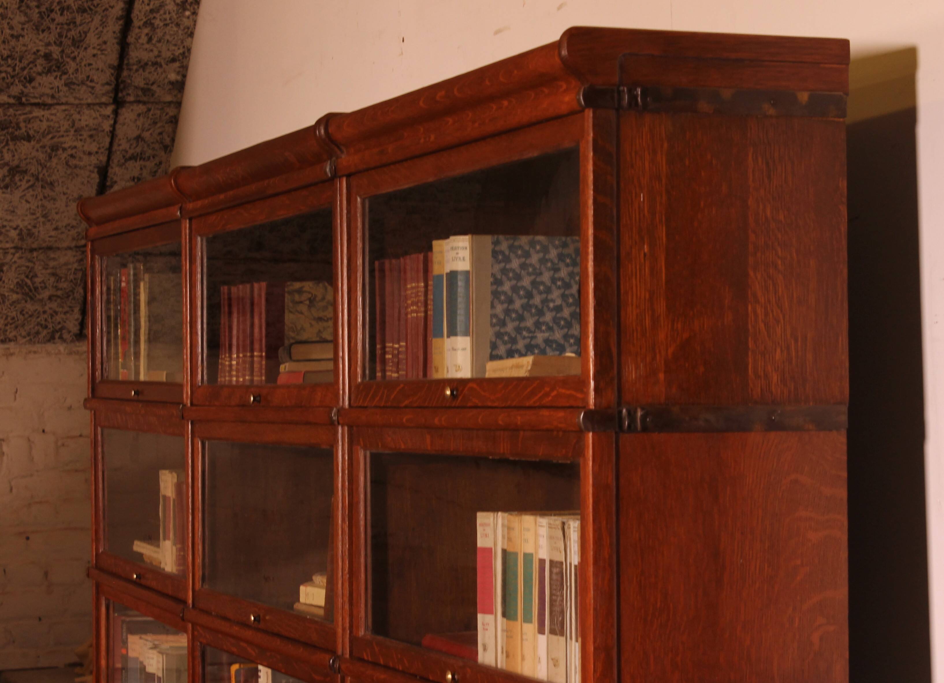 Library Wall of 3 Globe Wernicke Modules in Oak - 19th Century