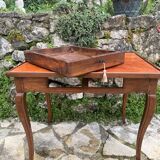 Small desk table called “Cabaret” top in walnut, Louis XV period