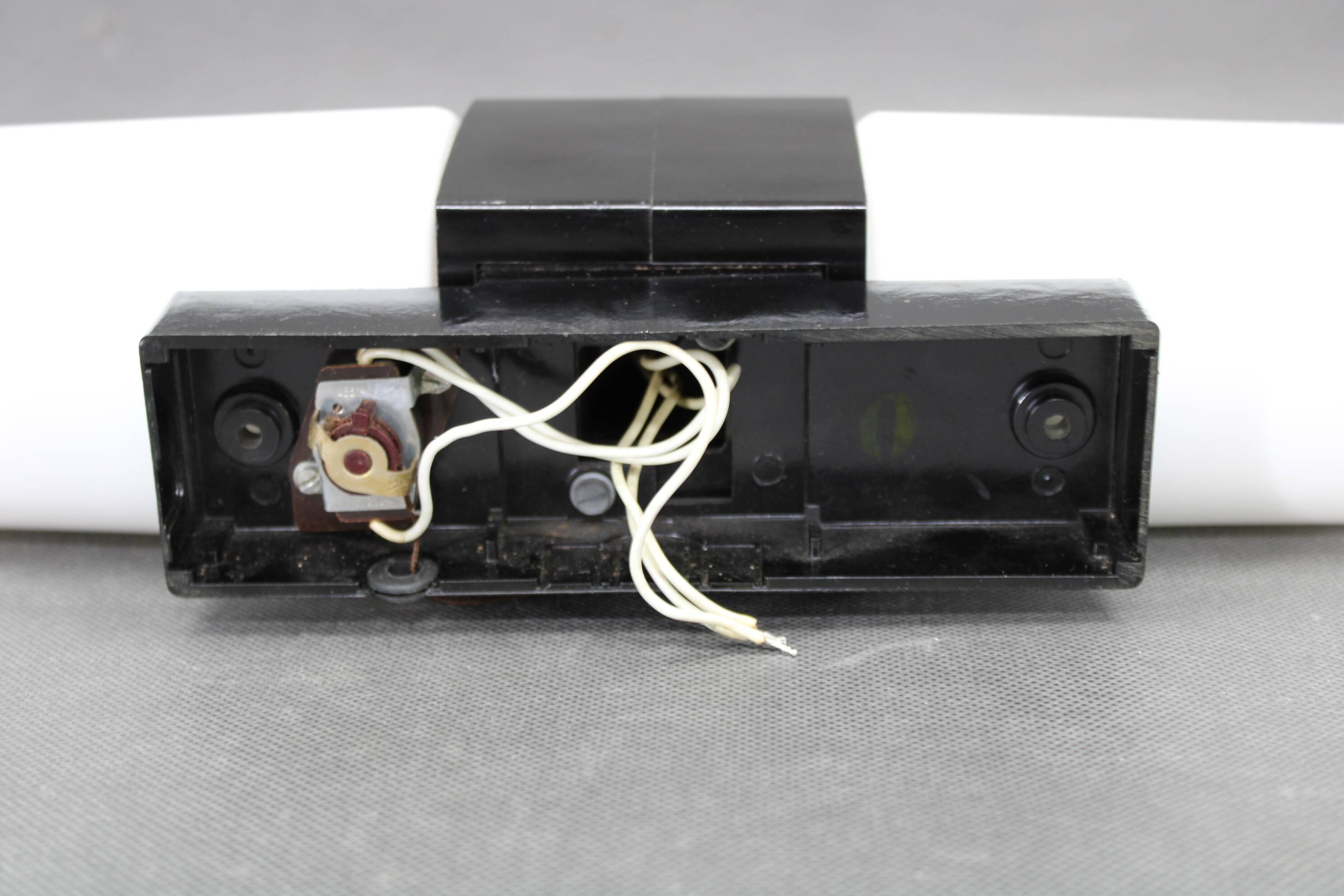 Mid-century wall light in bakelite and glass, 1960s