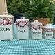 Série de pots à épices vintage