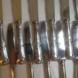 24 silver metal knives and Louis XV style stainless steel blade