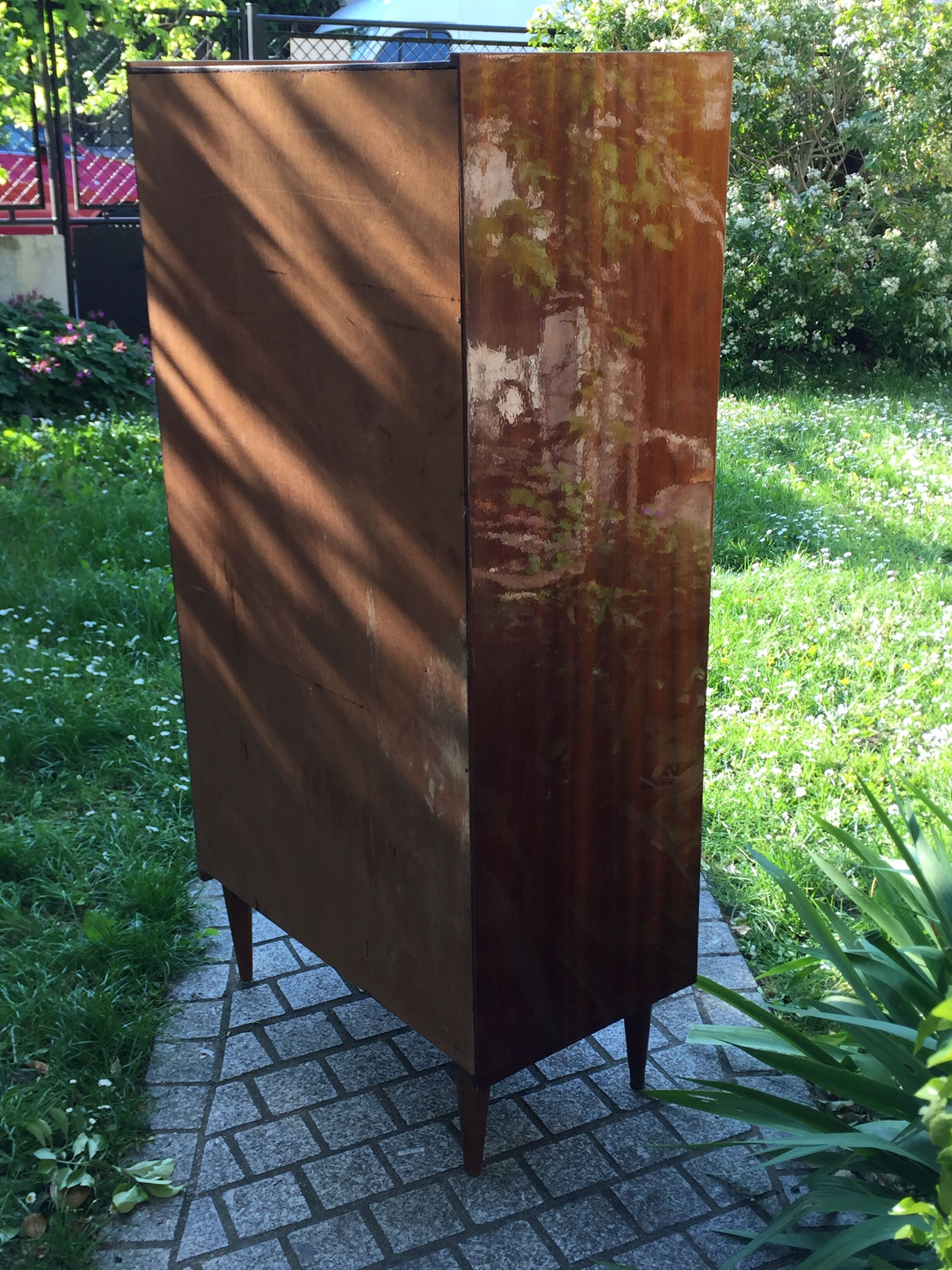 Buffet vaisselier vintage 1950 avec vitrine
