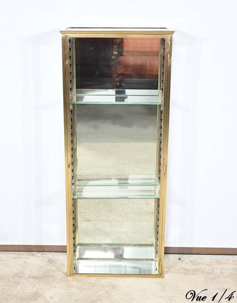 Small Brass Showcase – 1930