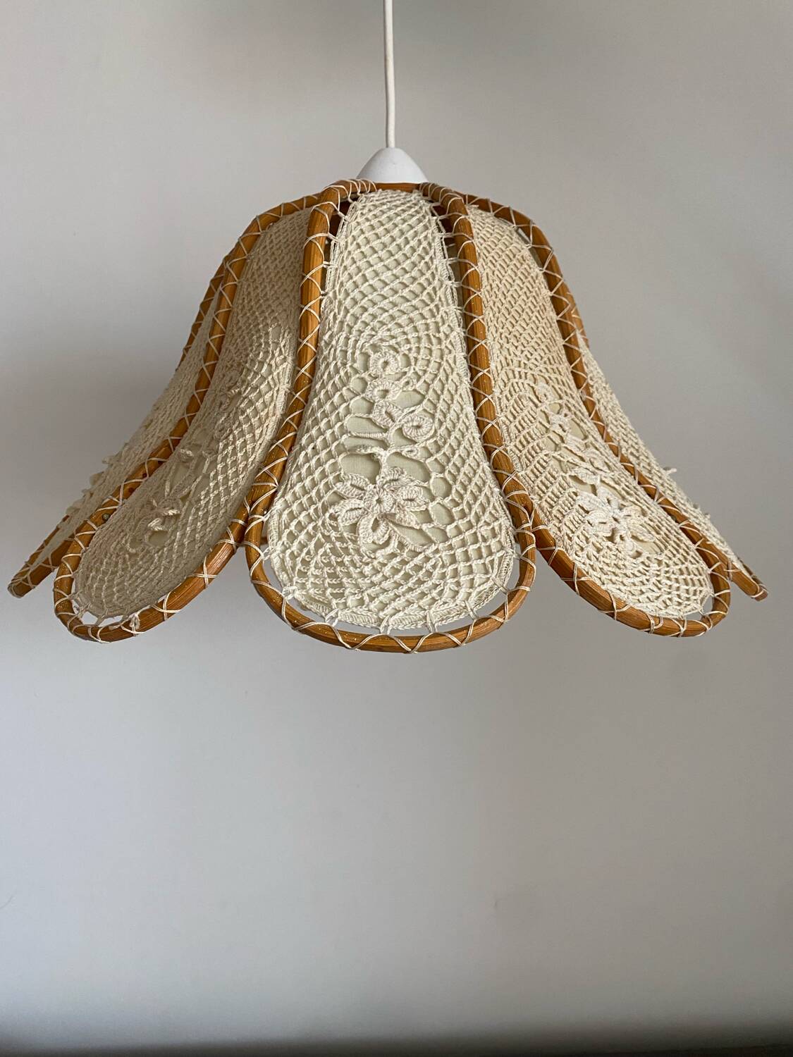 Hanging flower in wood, fabric and hook