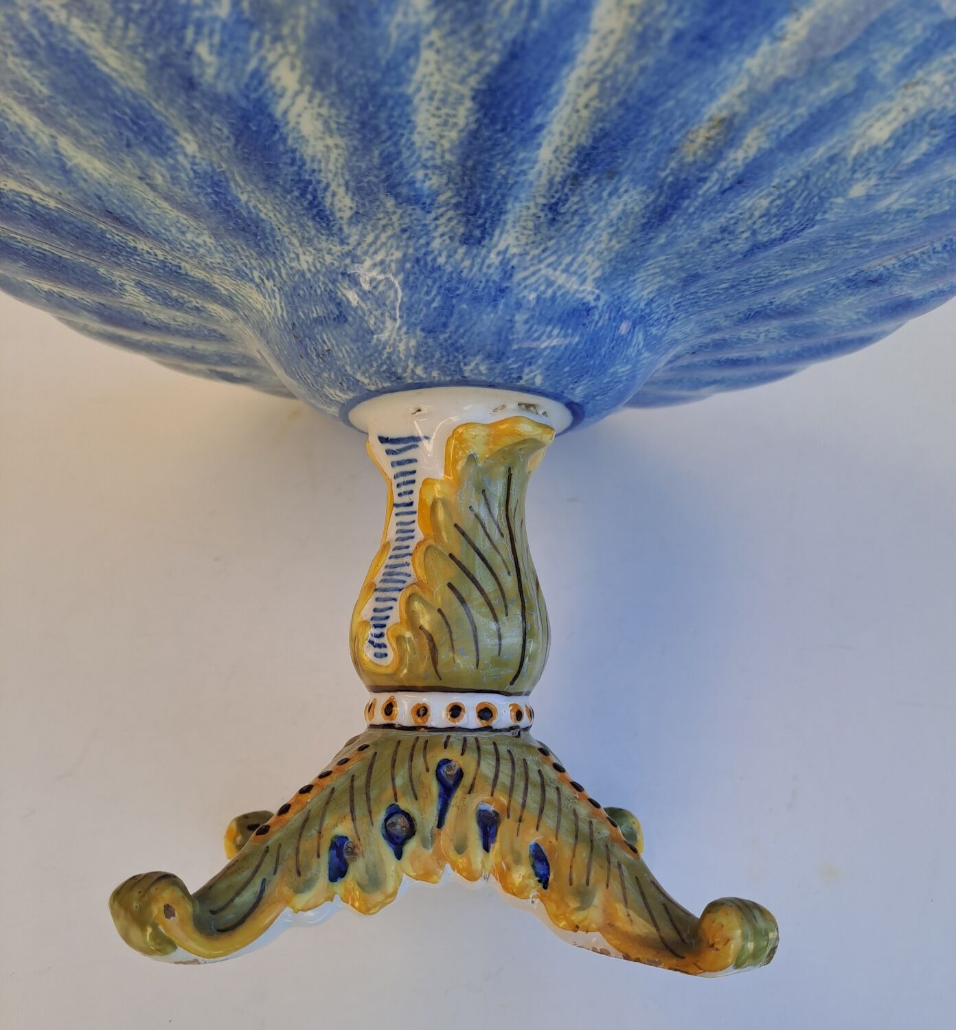 Bouquetière centerpiece Geo Martel desvres